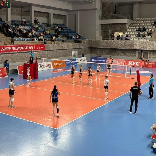 Bozüyük Belediyesi voleybol takımı Beykoz Belediyesi karşısında-2