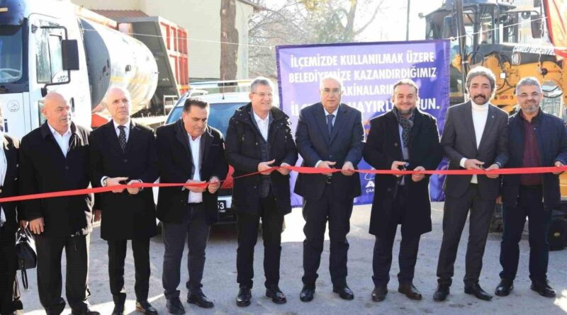 Çameli Belediyesi, Hizmet Kapasitesini Artırmak İçin 3 Yeni Araç Alımını Törenle Gerçekleştirdi 1