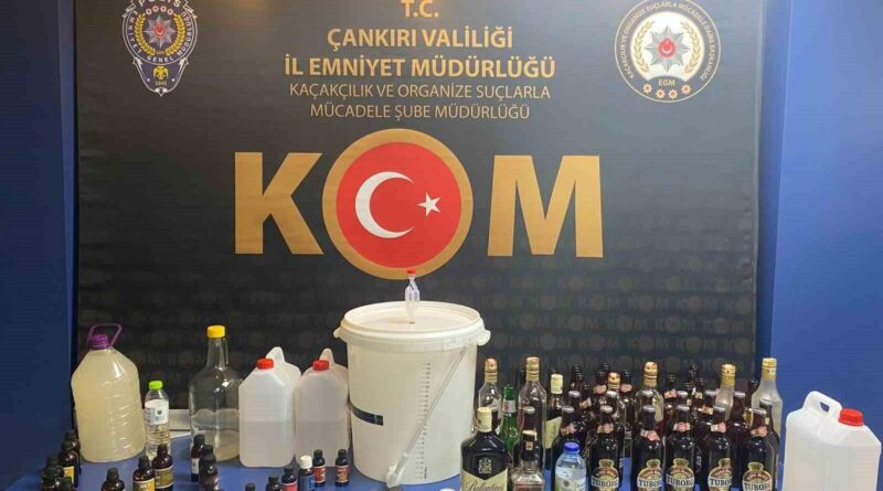 Çankırı'da Sahte Alkol Operasyonu: 50 Litre Alkol ve Malzemeler Ele Getirildi 1