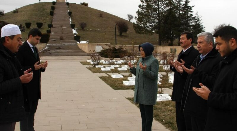 Ceyda Çetin Erenler, Kütahya ve Dumlupınar'da Hayme Ana'nın Torunu Olarak İlgi Topluyor 8