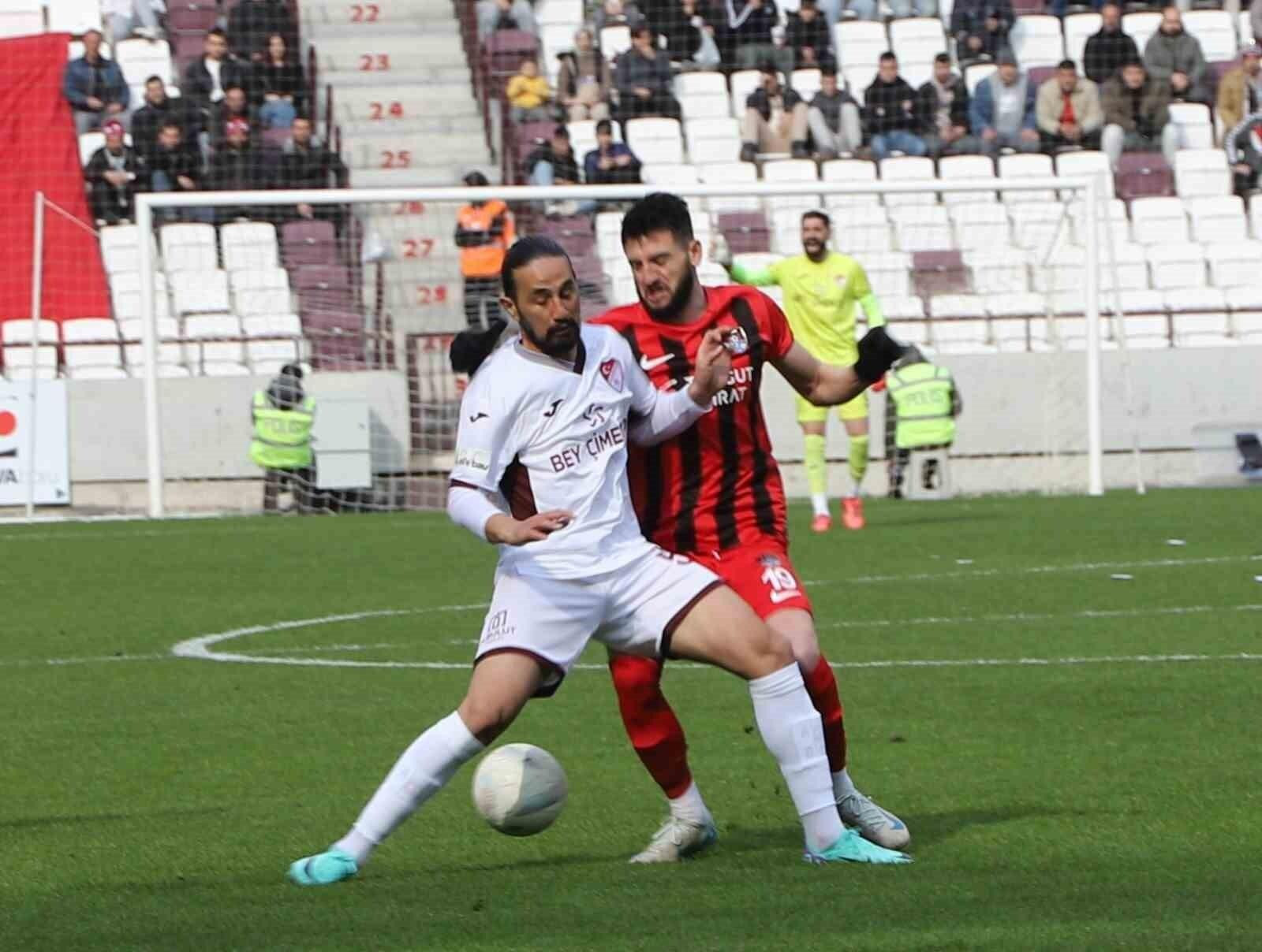 Çimentaş Elazığspor, Artı Değer Vanspor’u Evinde 2-1 Mağlup Etti