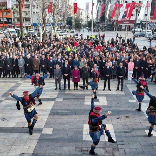 Denizli Valisi Ömer Faruk Coşkun ve Denizli Büyükşehir Belediye Başkanı Bülent Nuri Çavuşoğlu'nun konuşmaları-6