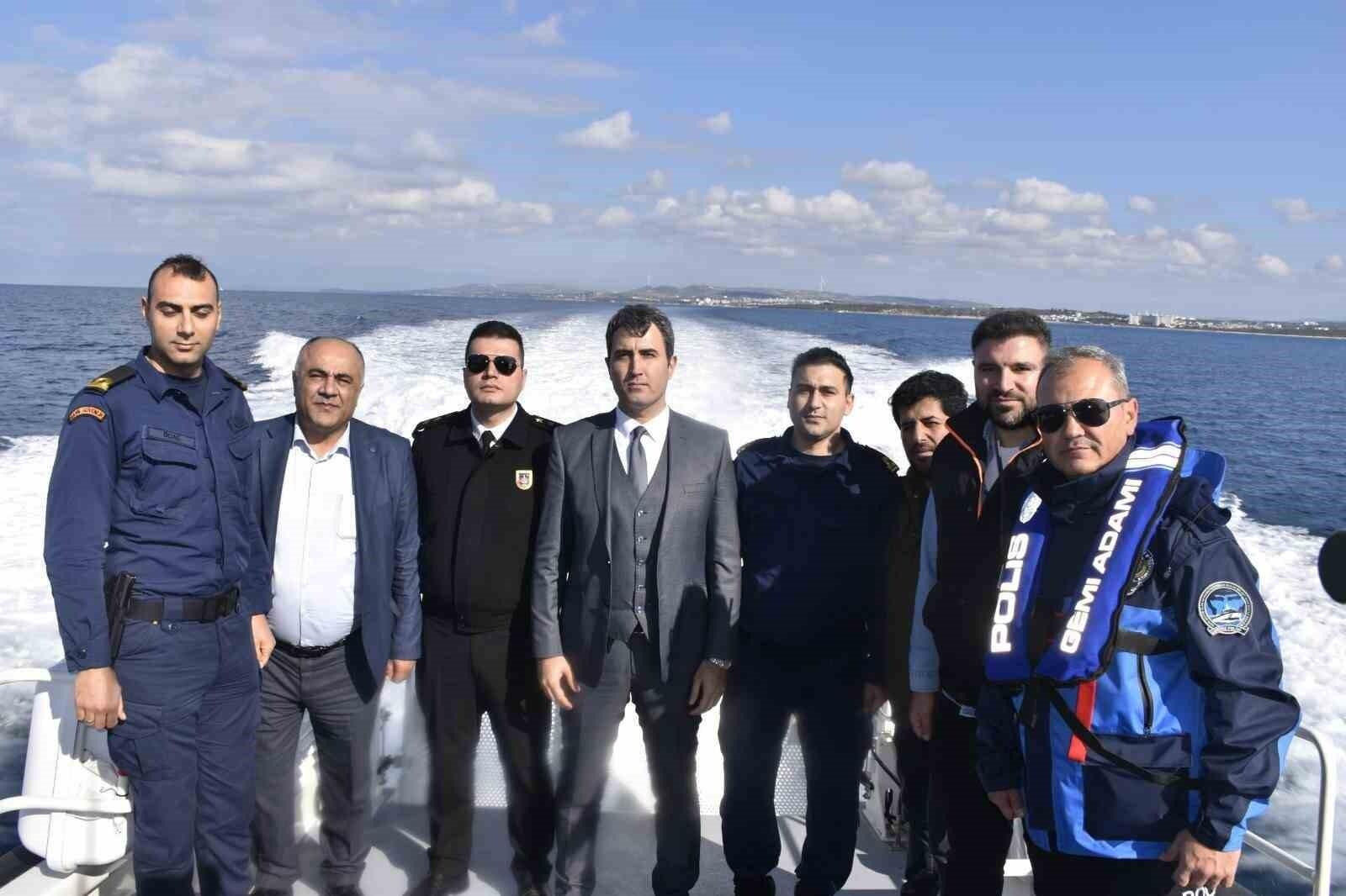 Didim Kaymakamı Can Kazım Kuruca, Deniz Limanında Göçmen Kaçakçılığına Karşı Denetim Seyri Yapıyor