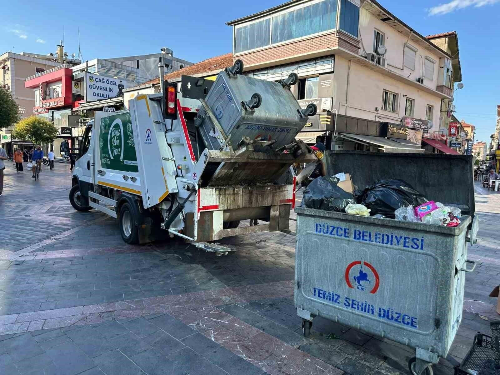 Düzce Belediyesi, 280 Ton Atığı Bertaraf Ederek ‘Temiz Şehir Düzce’ Projesini Sağlamlaştırıyor