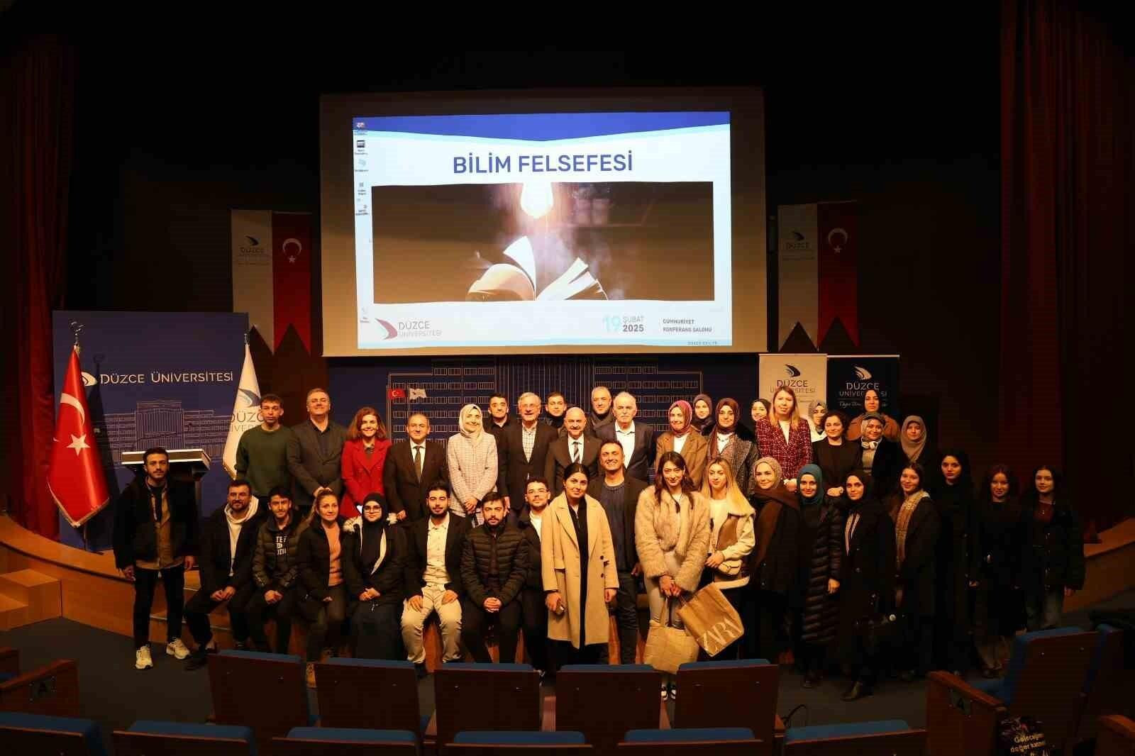 Düzce Üniversitesi’nde Bilim Felsefesi Konferansı