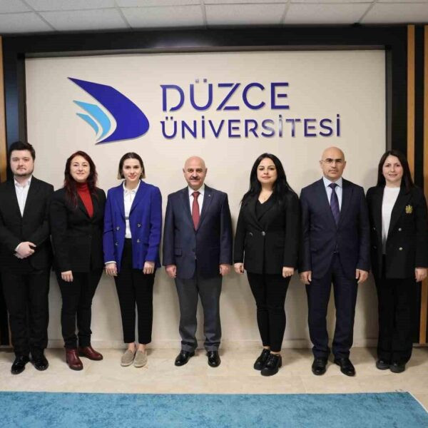 Düzce Üniversitesi öğrencileri sektör firmalarında uygulamalı eğitimler alıyor