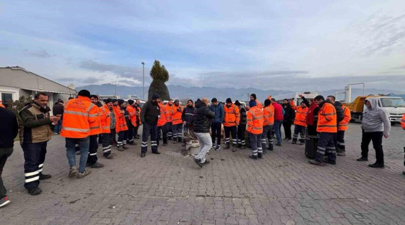 EFEBEL Çalışanları Maaş Eksikliği Gerekçesiyle İş Bırakma Eylemi Yaptı 1