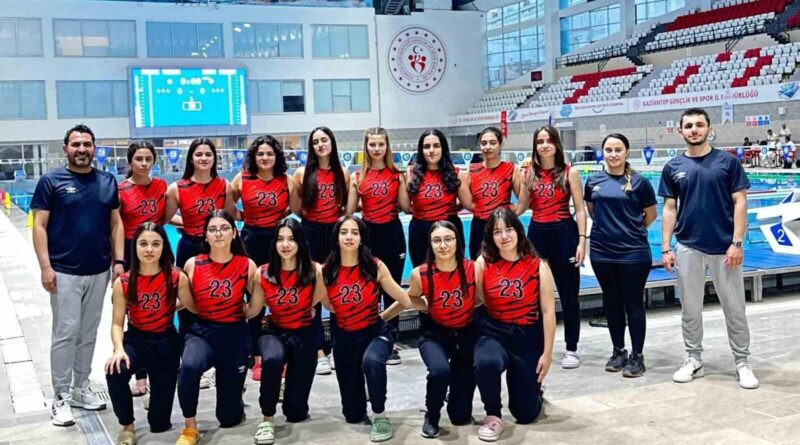 Elazığ Gençlik Spor Kulübü Sutopu Takımı U16 Kadınlar Türkiye Şampiyonasında İkincilik 1