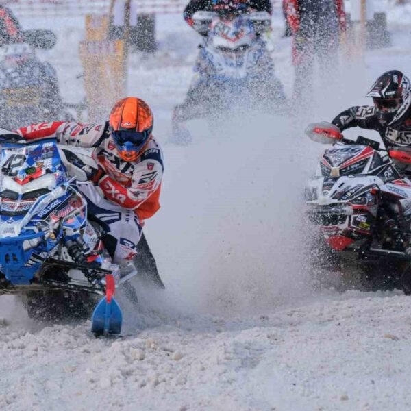 Erciyes Kayak Merkezi'nde Dünya Kar Motosikleti Şampiyonası-3