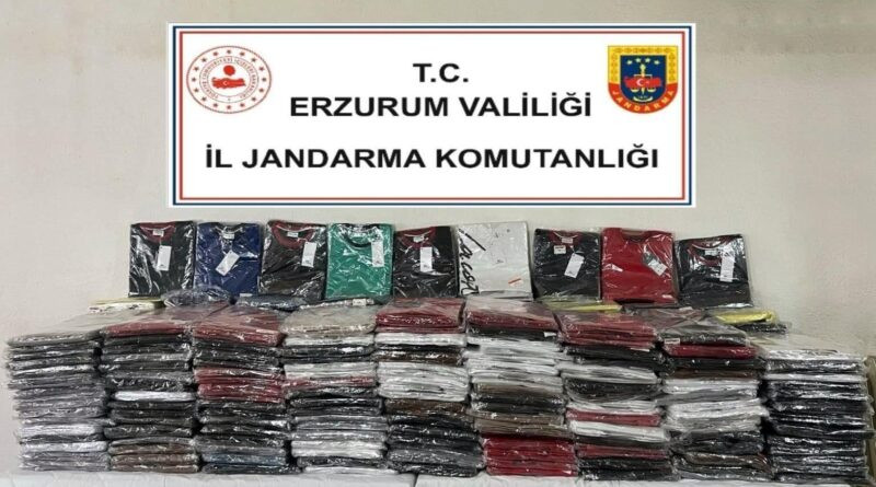 Erzurum'da Jandarma 1 Milyon TL Değerinde Kaçak Tişört Ele Geçirdi 1