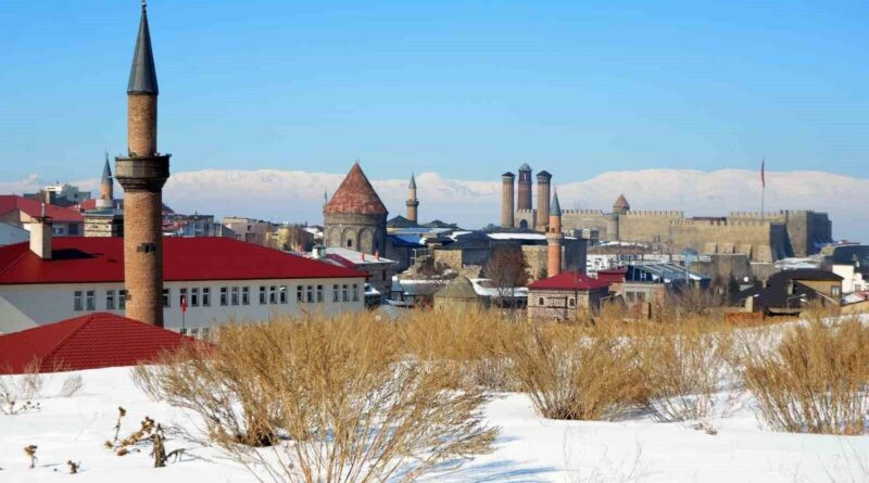 Erzurum'da Termometreler -26 Derecelere Düştü, Çığ ve Buzlanma Tehlikesi 1