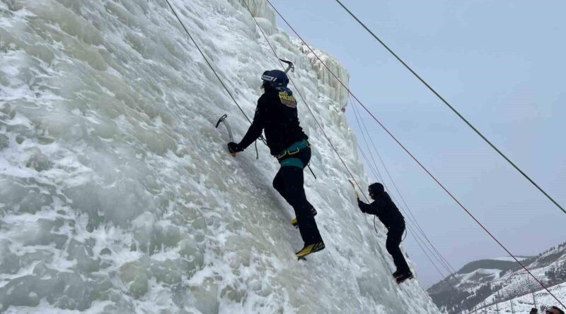 Erzurum'da Türkiye Buz Tırmanışı Şampiyonası Renklendi 1