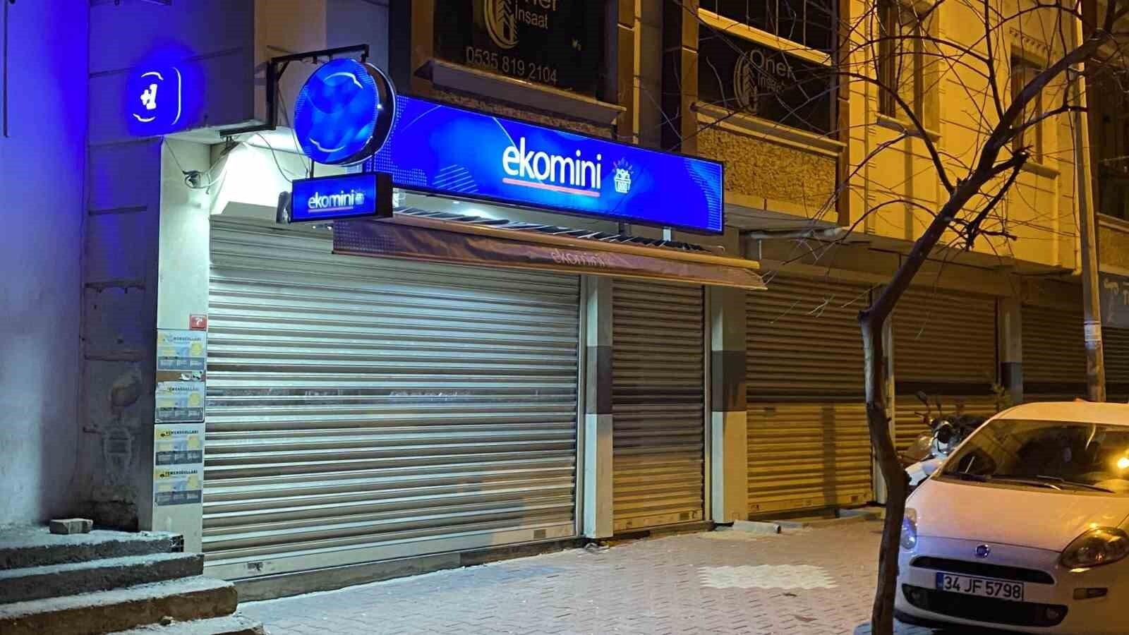 Esenyurt’ta Marketi Saldıran 2 Şahıs, Yaralı Market Sahibi Yaptı