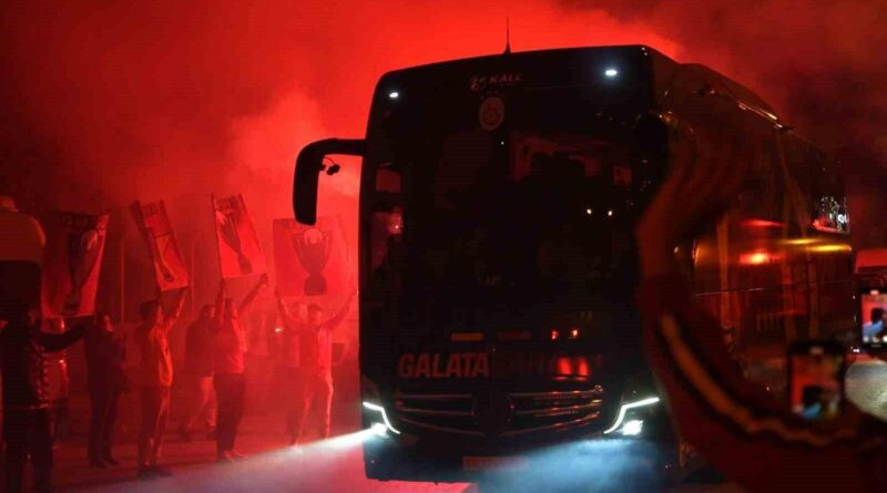 Galatasaray, Gaziantep FK Maçı İçin Gaziantep'e Ulaştı 1