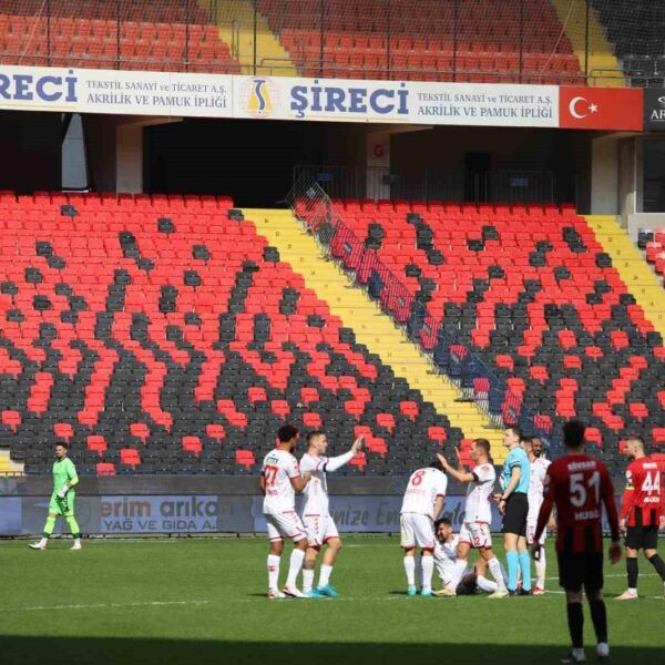 Gaziantep FK'nın golünü atan Kozlowski-8