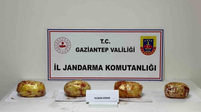 Gaziantep'te Otobüsde 3 Kilo 250 Esrar Ele Getirildi 1