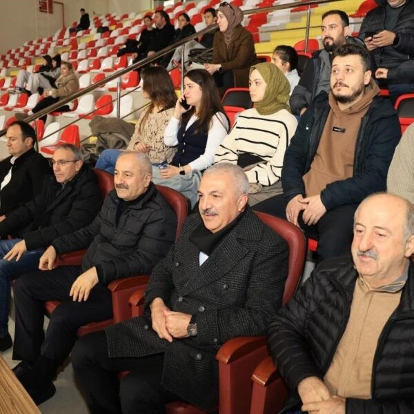 Gebze Belediyesi Erkek Voleybol Takımı'nın Saint Joseph'ü 3-0'lık skorla mağlup ettiği maç-2