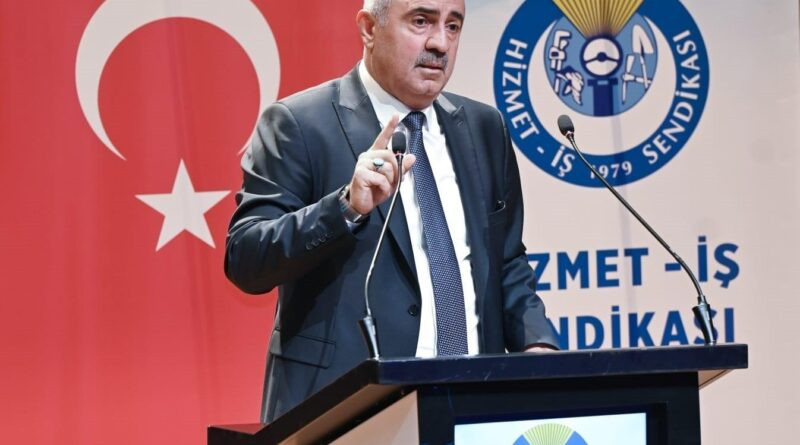 Halil Özdemir: Hizmet-İş Emeğin Yanında, Siyasetin Dışındadır 1