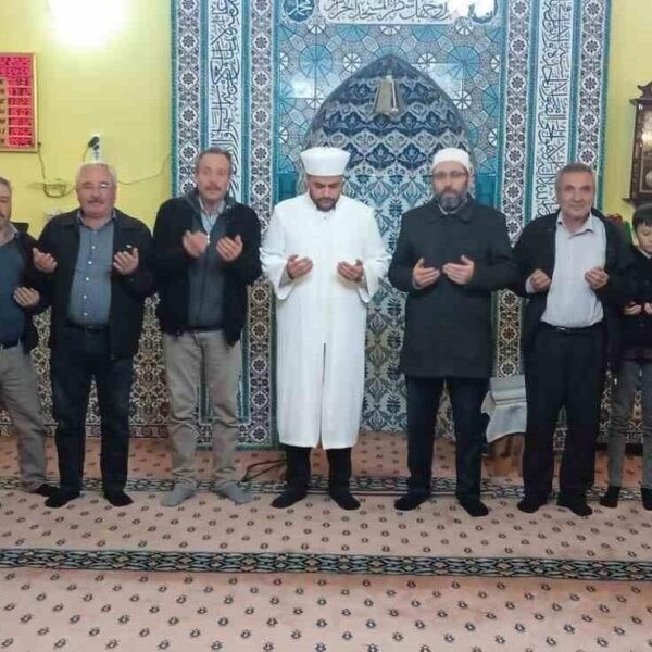 İlçe Müftüsü Sebahattin Akyol yeni imam hatipleri ziyaret ediyor.-2