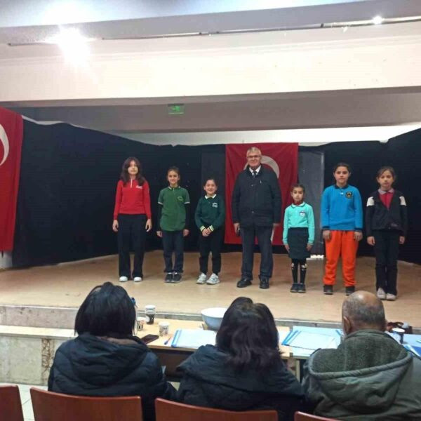 İstiklal Marşı ezbere okuma yarışması-1