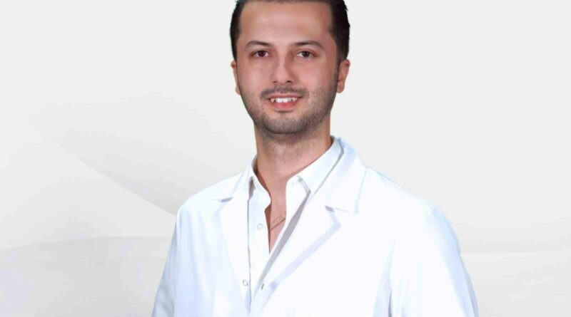 İzmir Ekonomi Üniversitesi'nde Endoskopik Disk Cerrahisi ile Bel Fıtığı Tedavisi Devrimi 1