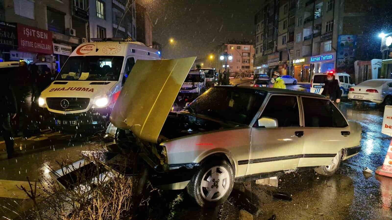 Karaman’da Kaza Yapan Sürücü, Polis Aracı’nda Kendini Vurdu