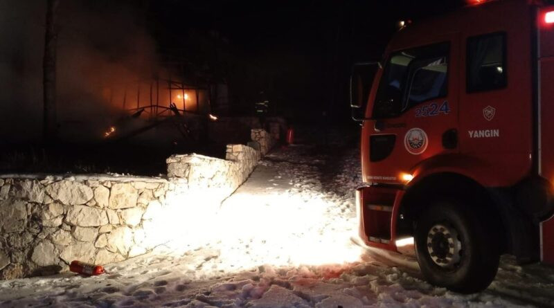 Kastamonu'nun Tosya'sından Bungalov Evde Yangın 1