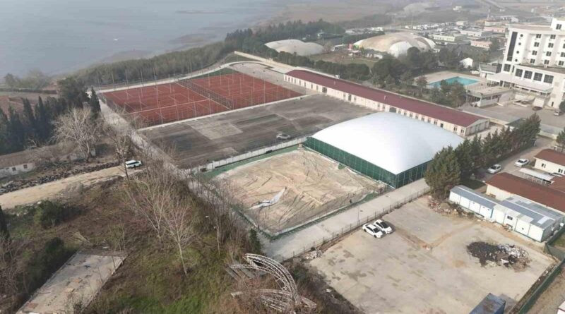 Kocaeli'nde Yeni İzmit Tenis Merkezi'ni Açılıyor 1