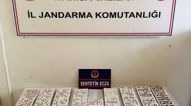 Manisa'da Turgutlu'da 3 Bin 278 Sentetik Ecza Hapı Ele Getirildi 1