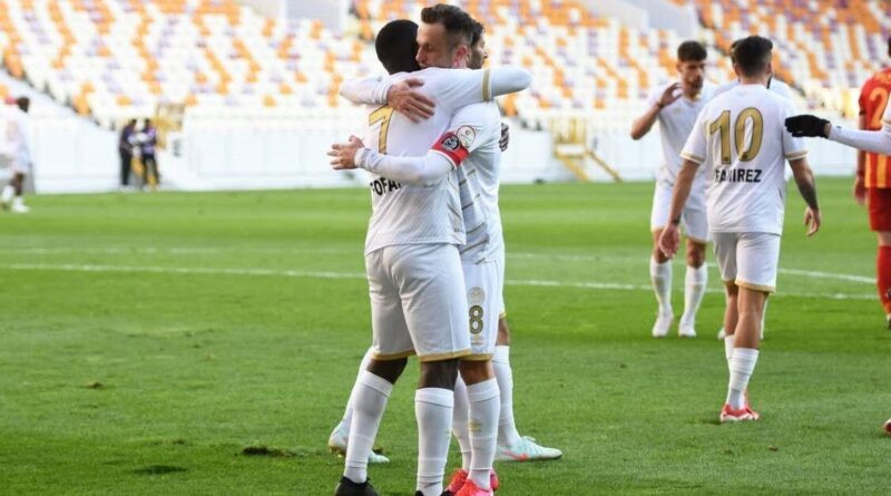 Manisa FK Yeni Malatyaspor'u 6-0 Yendi 1