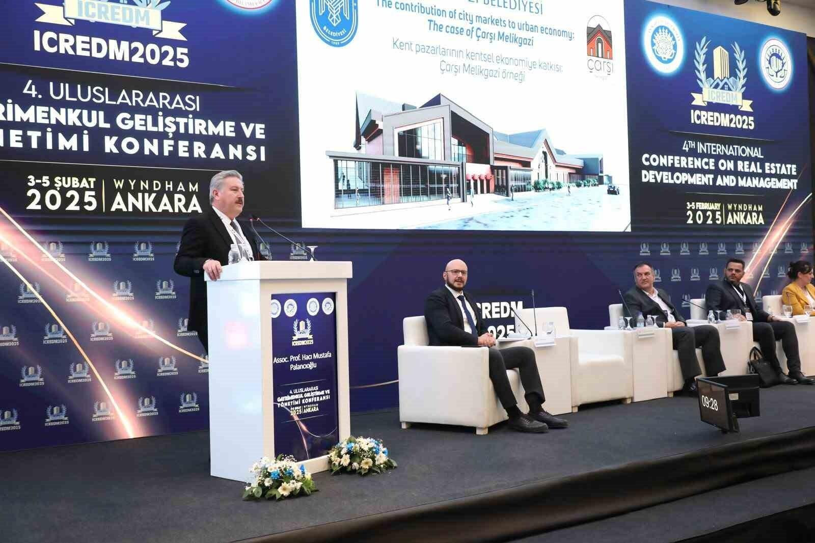 Melikgazi Belediye Başkanı Mustafa Palancıoğlu, Ankara’da Uluslararası Gayrimenkul Konferansında Melikgazi’nin Rekor Hizmetlerini Sunumunda Bulundu