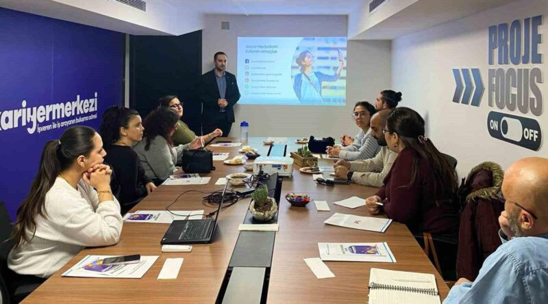 Mersin Büyükşehir Belediyesi Kariyer Merkezi, 'Profesyoneller İçin Etkili LinkedIn Kullanımı' Eğitimiyle Dijital Dönüşüme Destek Olmaya Devam Ediyor 1