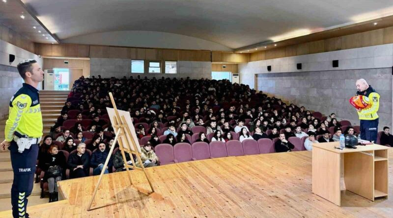 Muğla'da Öğrencilere Trafik Güvenliğine Dair Eğitim 3