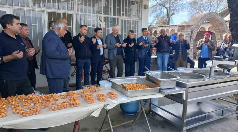 Muğla'nın Köyceğiz'inde Şehit Seyhan Yılmaz'ı Anmak İçin Lokma Hayrı 1