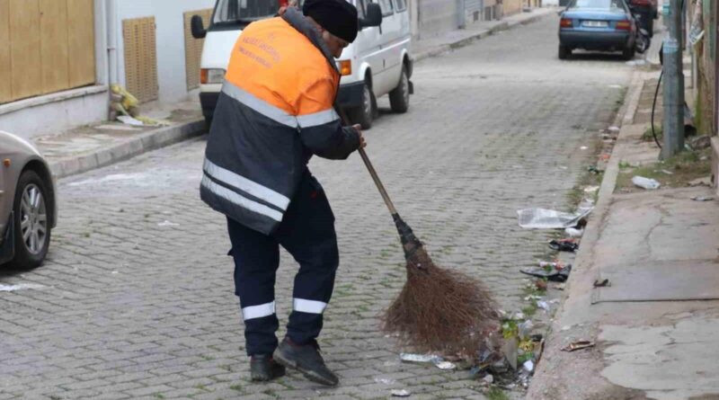 Nazilli Belediyesi, Cumhuriyet Mahallesi'nde Kapsamlı Temizlik Çalışması Gerçekleştirdi 1