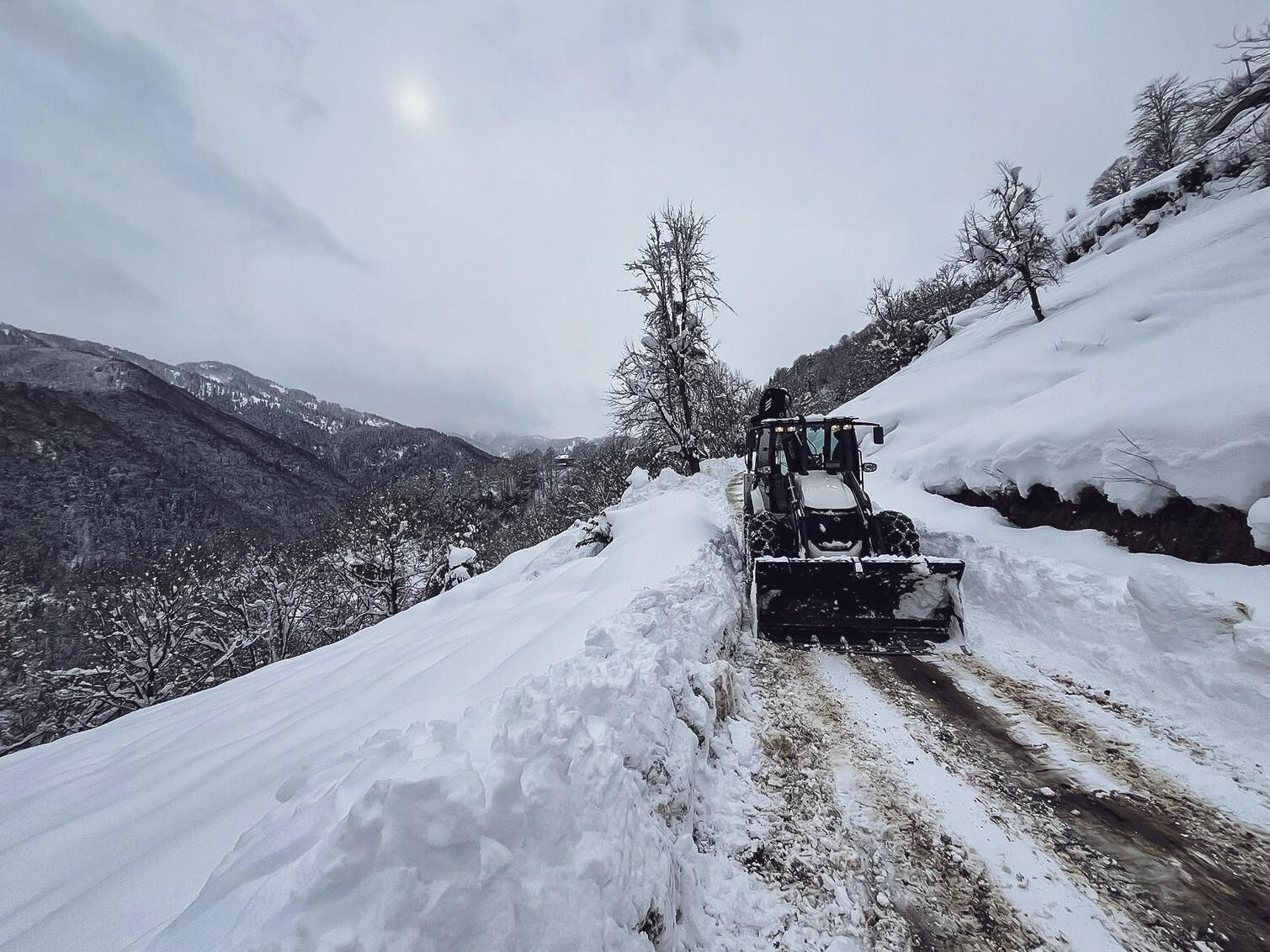 Rize’de 73 köy yolu ulaşıma kapandı