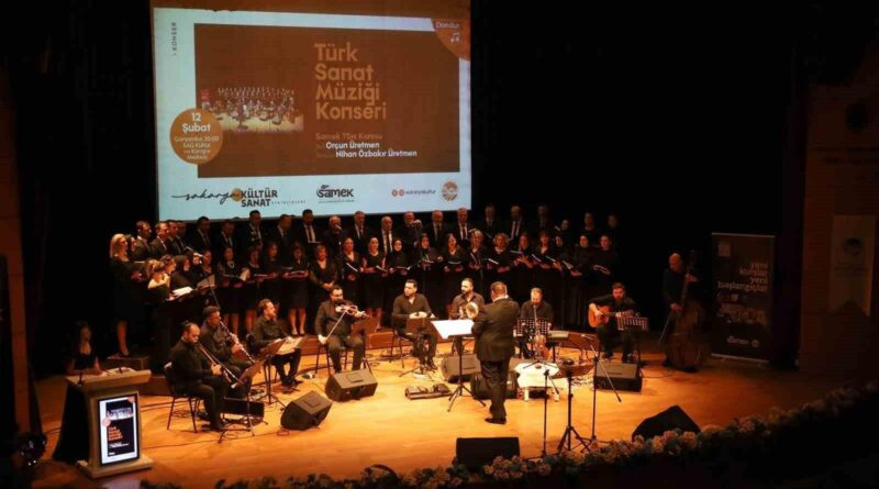 Sakarya'da SAMEK Türk Sanat Müziği Korosu, Unutulmaz Bir Konserle Müzik Severleri Şenlendirdi 1