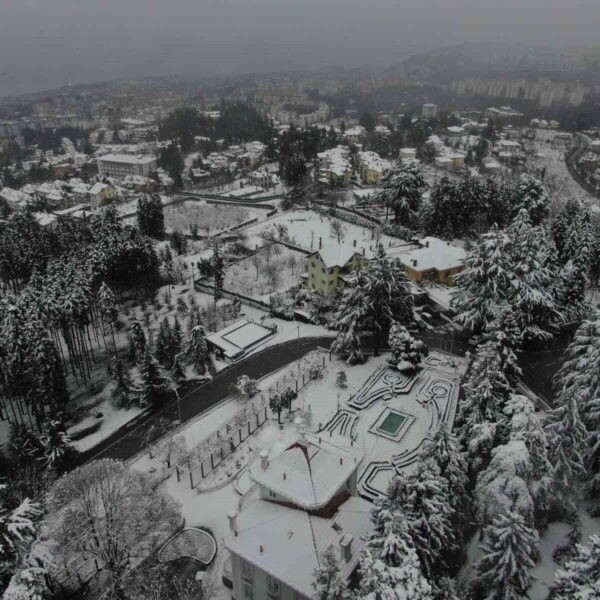 Şalpazarı'nda kar yağışı nedeniyle kapatılan okullar-2