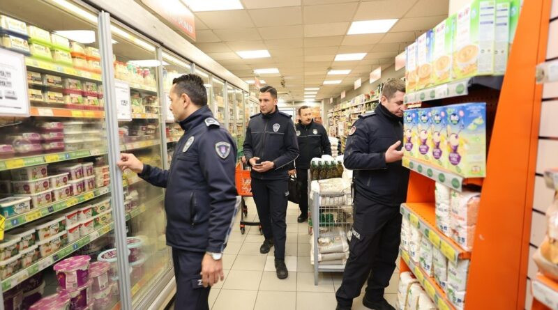 Şehzadeler Belediyesi, Marketlerde Geniş Kapsamlı Denetimlerle Vatandaşların Sağlığını ve Haklarını Koruyor 1