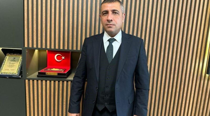 Taşdoğan: Depremde 60 Akraba Kaybettim, Allah Bu Millete Bir Daha Böyle Bir Felaketi Yaşatmasın 1