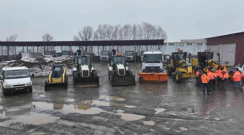 Terme Belediye Başkanı Şenol Kul, Yaklaşan Kar Yağışı İçin Hazırlıklar İçerisinde 1