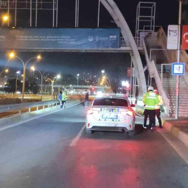 Trafik kazası sonucu hurdaya dönen araç-3