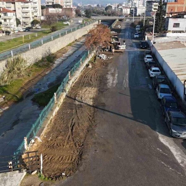 Yeşilyurt Mahallesi'ndeki yeni kaldırım-4