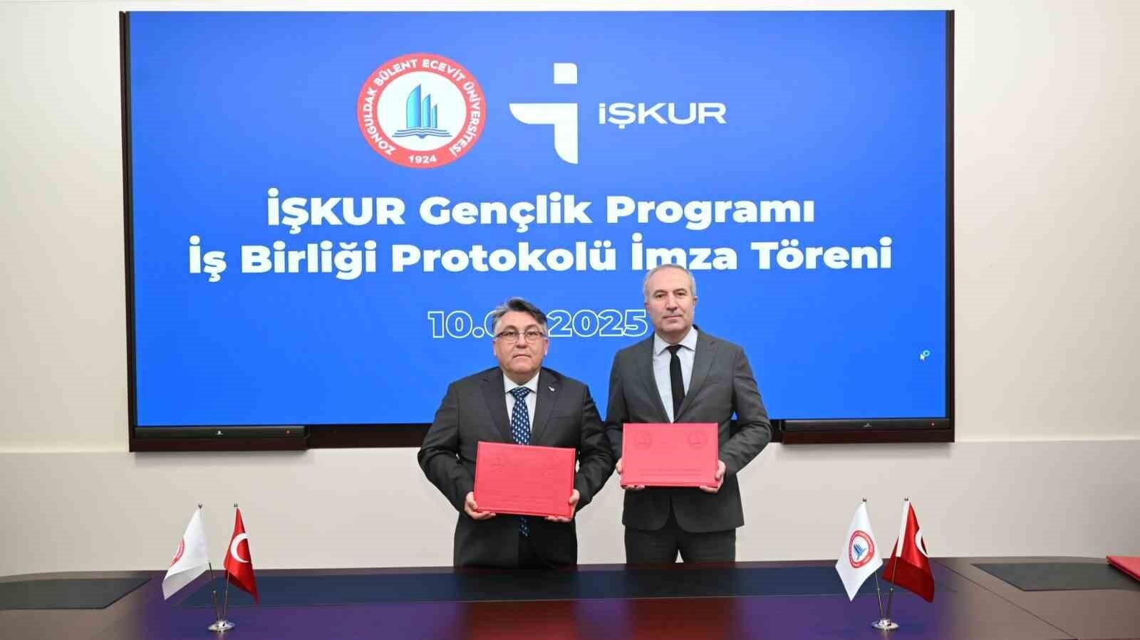 Zonguldak Bülent Ecevit Üniversitesi ve İŞKUR, Gençlik Programı İş Birliği Protokolünü İmzaladı