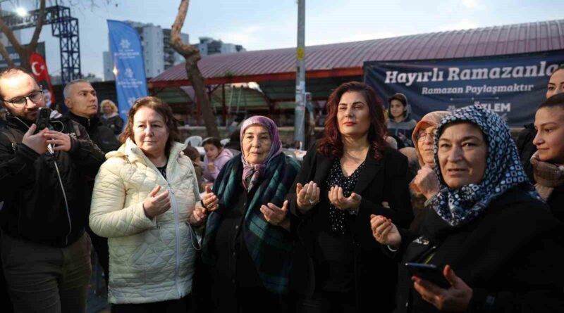 Aydın Büyükşehir Belediyesi Ramazan'da Vatandaşlarla Bir Araya Geldi 1