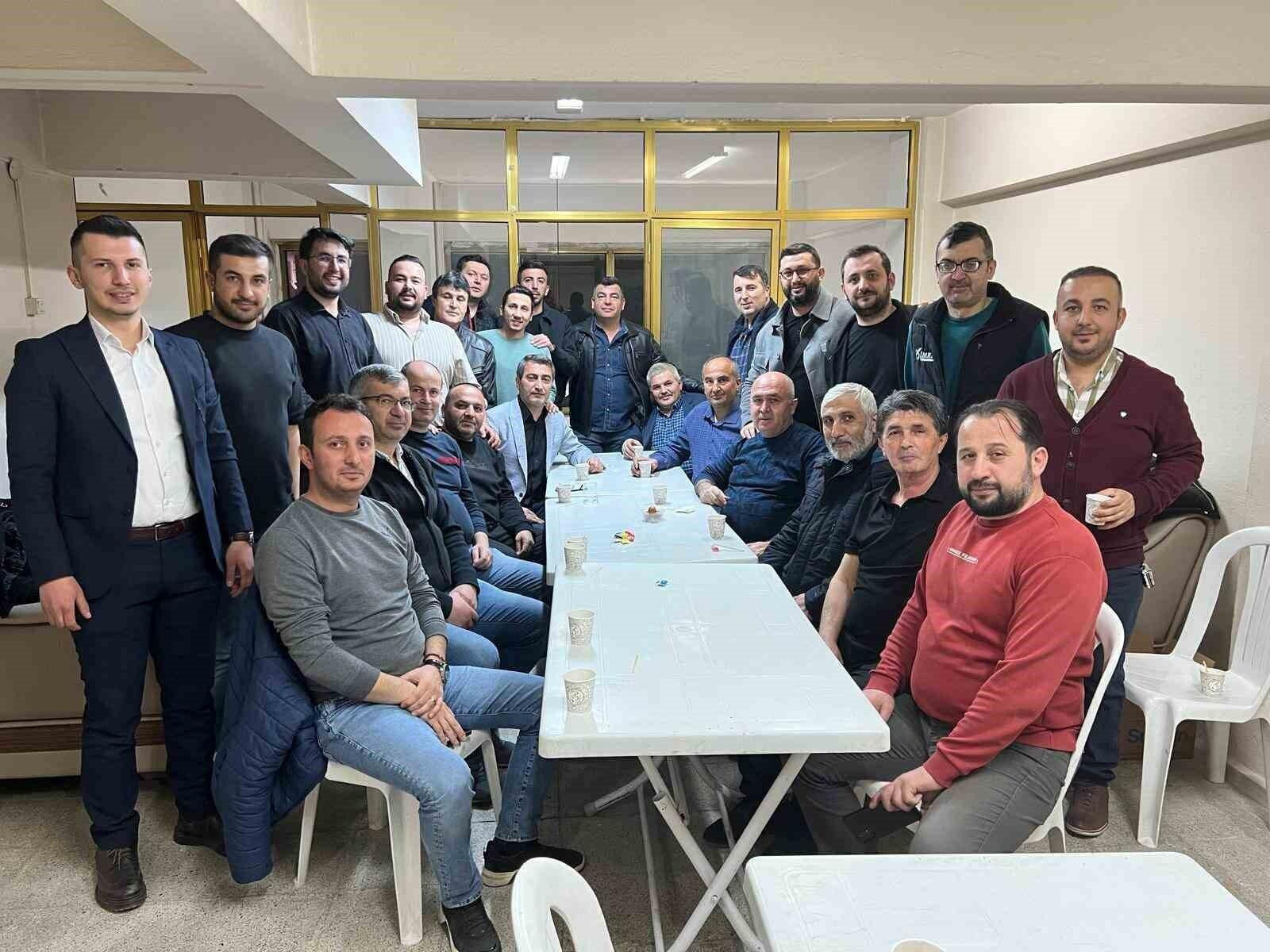 Bağlıca Köyü gençleri iftarda bir araya geldi