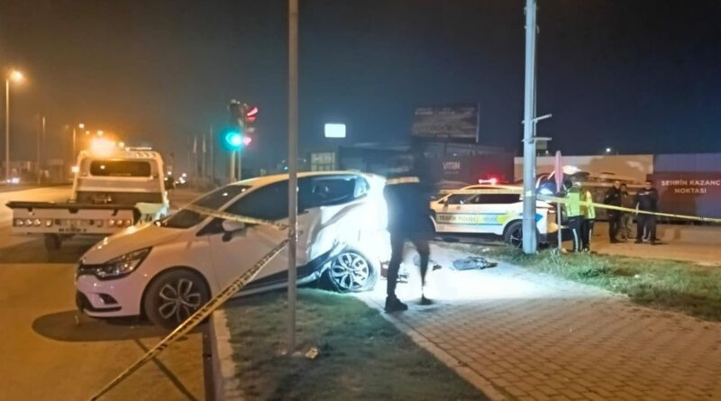 Balıkesir'de Trafik Kazasında Hayat Kaybeden ve Yaralı 1