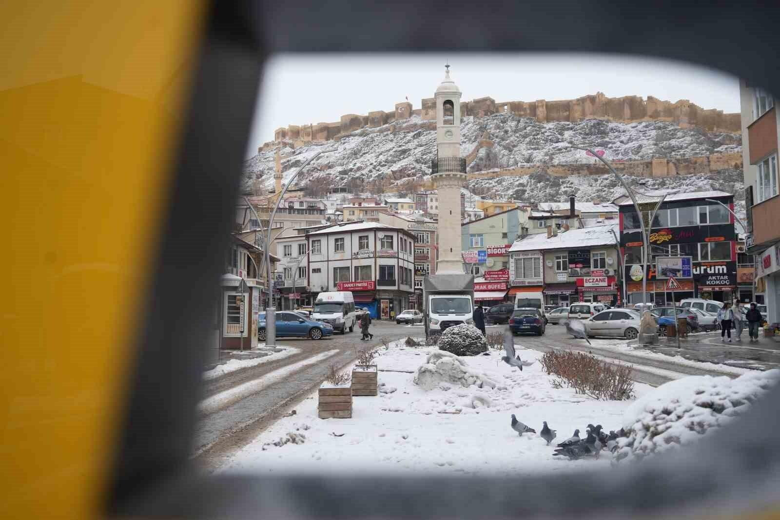 Bayburt’ta Ramazan’da Kar ve Sıcaklık Dalgalanması