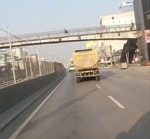 Bursa’da Trafikte Tehlikeli Makas Atma! 1