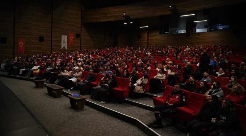 Çayırova Belediyesi Arama Kurtarma Timi (ÇAK-TİM), Öğretmenlere Afet Farkındalık Eğitimi Verdi 1